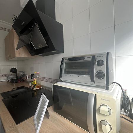 Lovely Rooms En Piso Compartido 塞维利亚 外观 照片